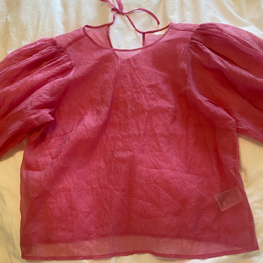 Sheer bright pink top. Size medium. Worn twice.